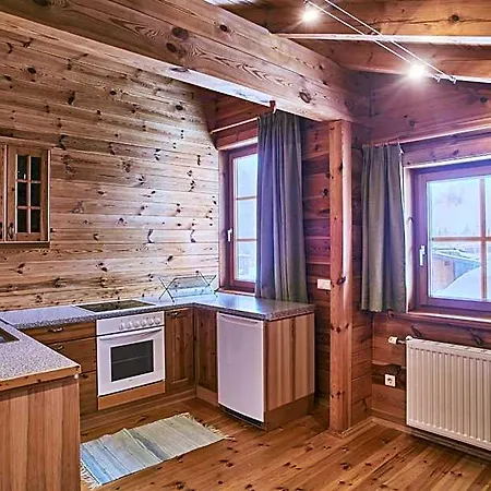 Mountainranger - - In & Out Hotel Tweng
